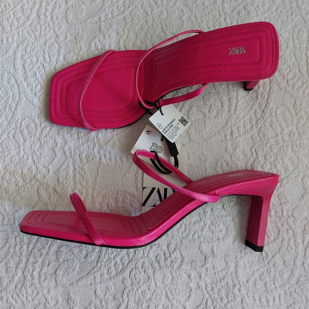 ZARA BARBIE PINK SLIDE HEELS  SQUARE TOE SANDALS NWT SZ 37
